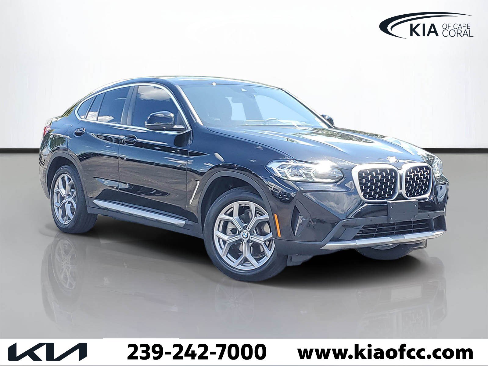 Used 2025 BMW X4 xDrive30i AWD/4WD video 1