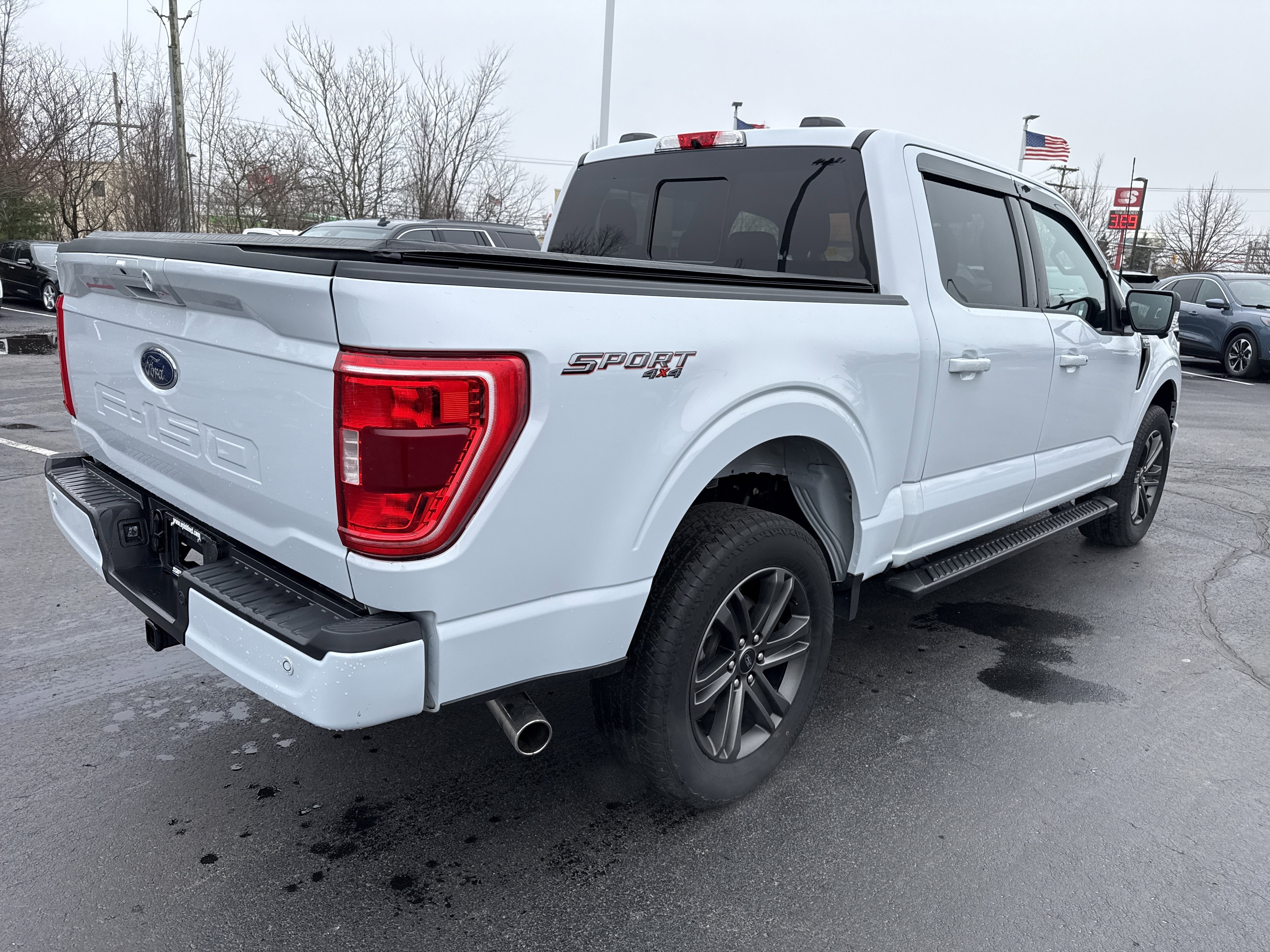 Used 2022 Ford F150 XLT w/ Equipment Group 302A High image 8