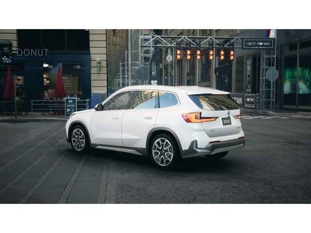 New 2026 BMW X1 xDrive28i w/ Technology Package image 2