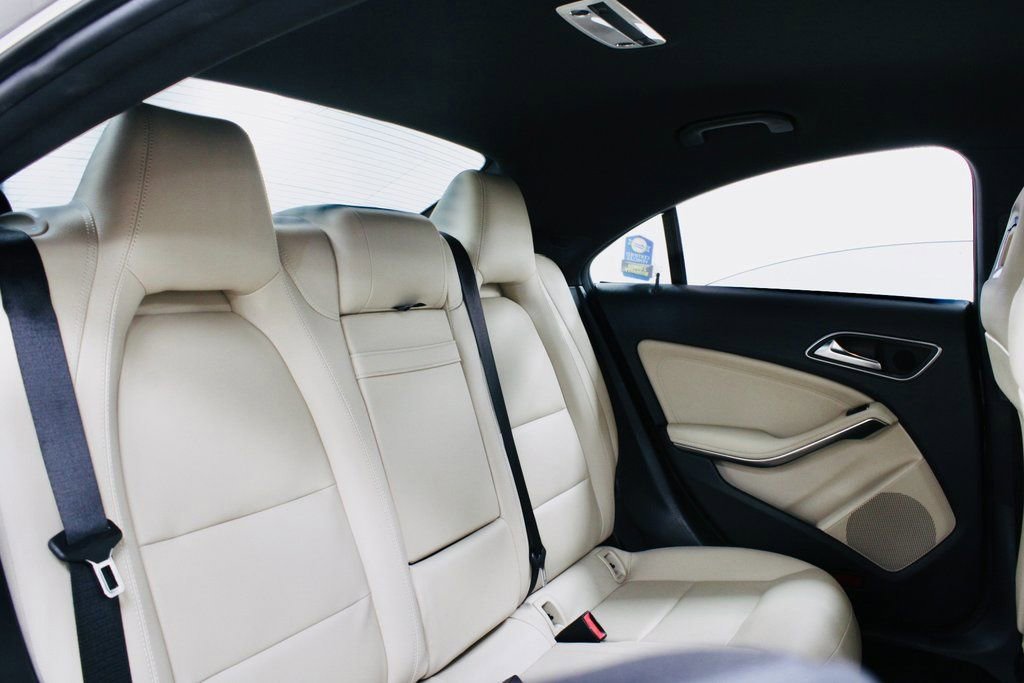 Used 2019 Mercedes-Benz CLA 250 image 29