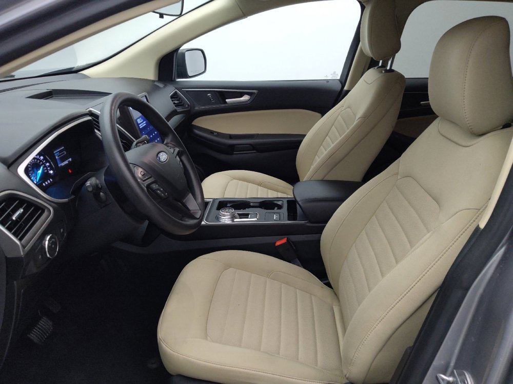 Used 2021 Ford Edge SE image 17