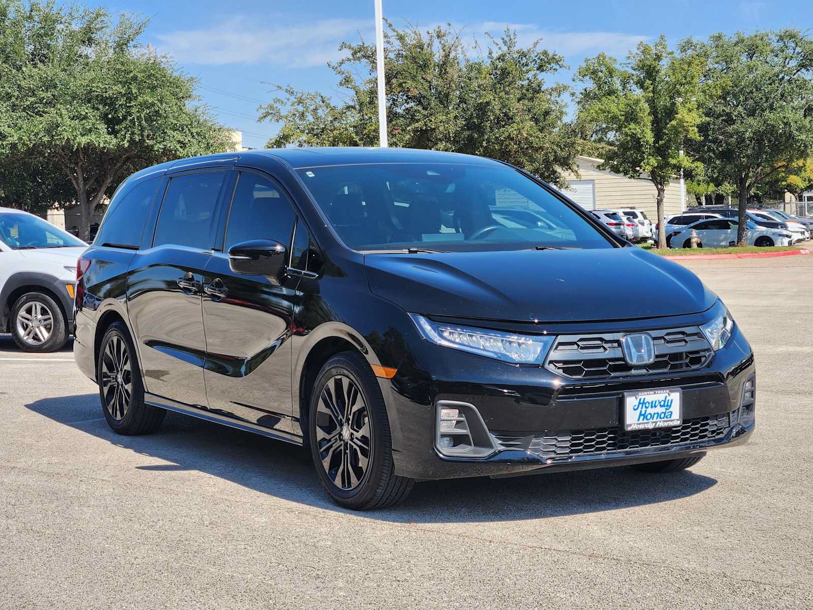 Used 2025 Honda Odyssey Sport-L image 3
