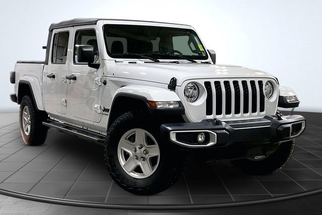 Used 2022 Jeep Gladiator Sport image 12