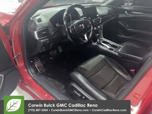 Used 2018 Honda Accord Sport image 12