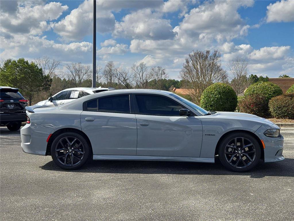 Used 2022 Dodge Charger R/T w/ Blacktop Package RWD image 6