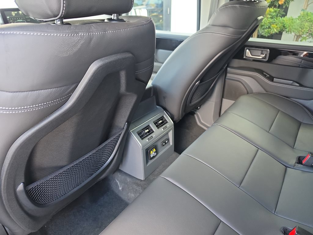 New 2026 INEOS Grenadier Station Wagon AWD/4WD image 13