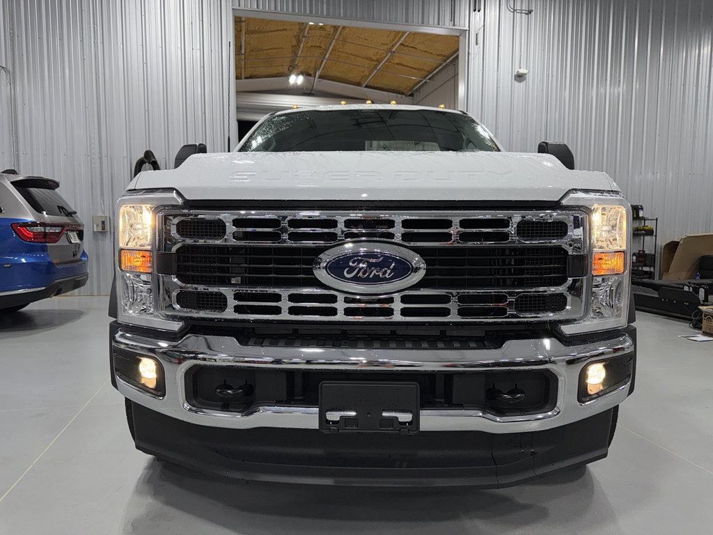 Used 2024 Ford F450 XL image 16