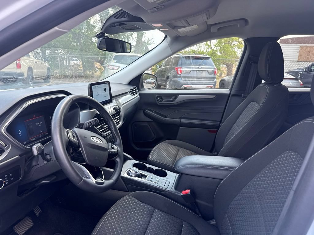 Used 2023 Ford Escape Active AWD/4WD image 7