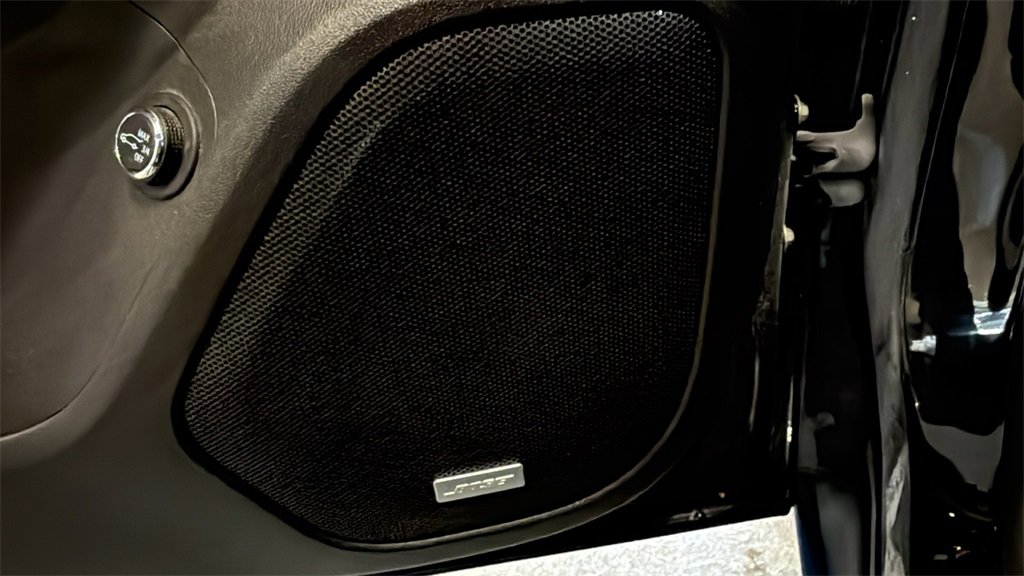 Used 2023 GMC Acadia AT4 w/ Trailering Package image 25