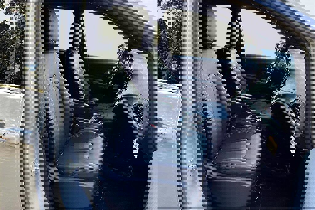 New 2026 Chrysler Pacifica Select image 8