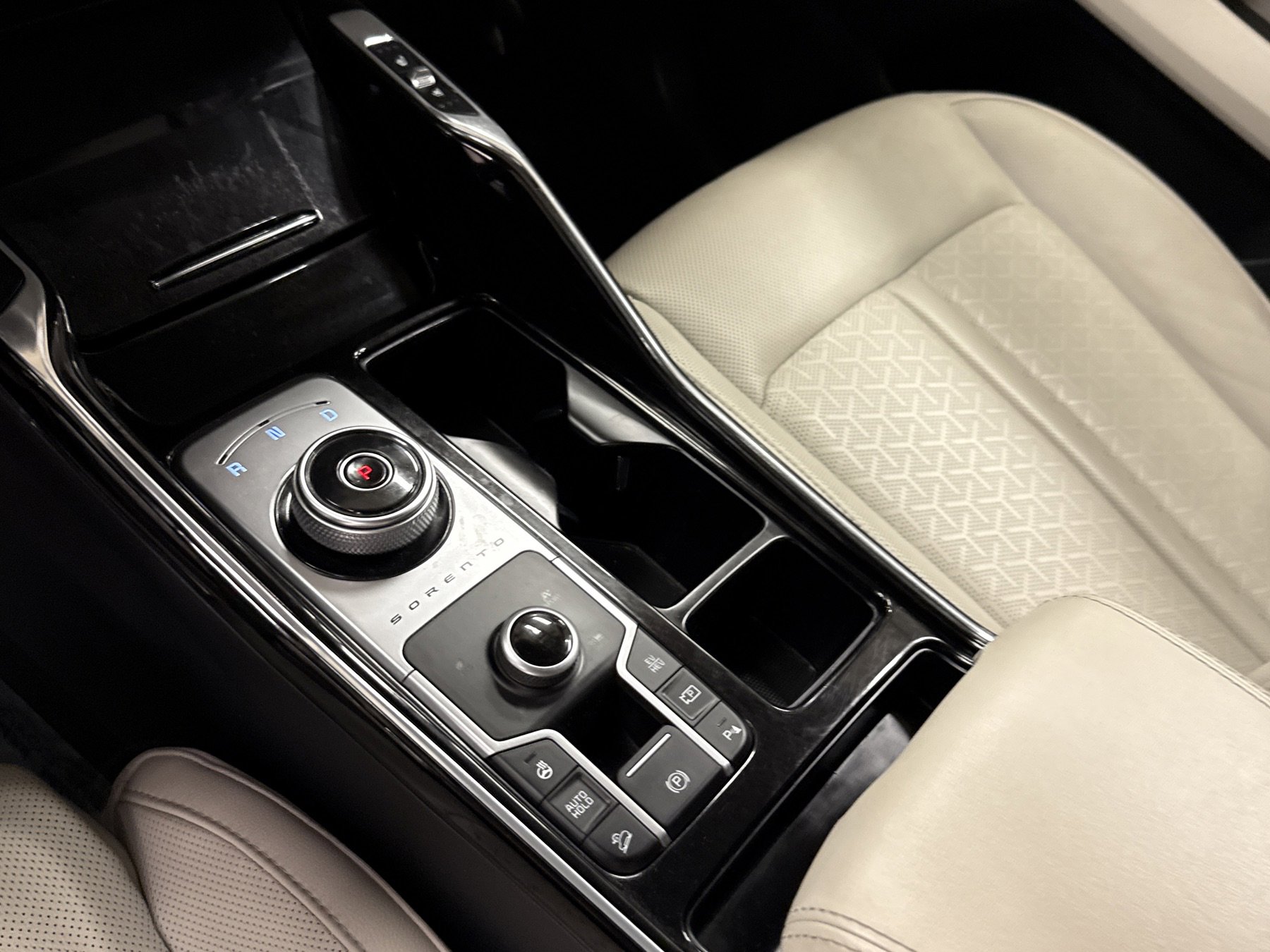 Used 2023 Kia Sorento SX Prestige image 14