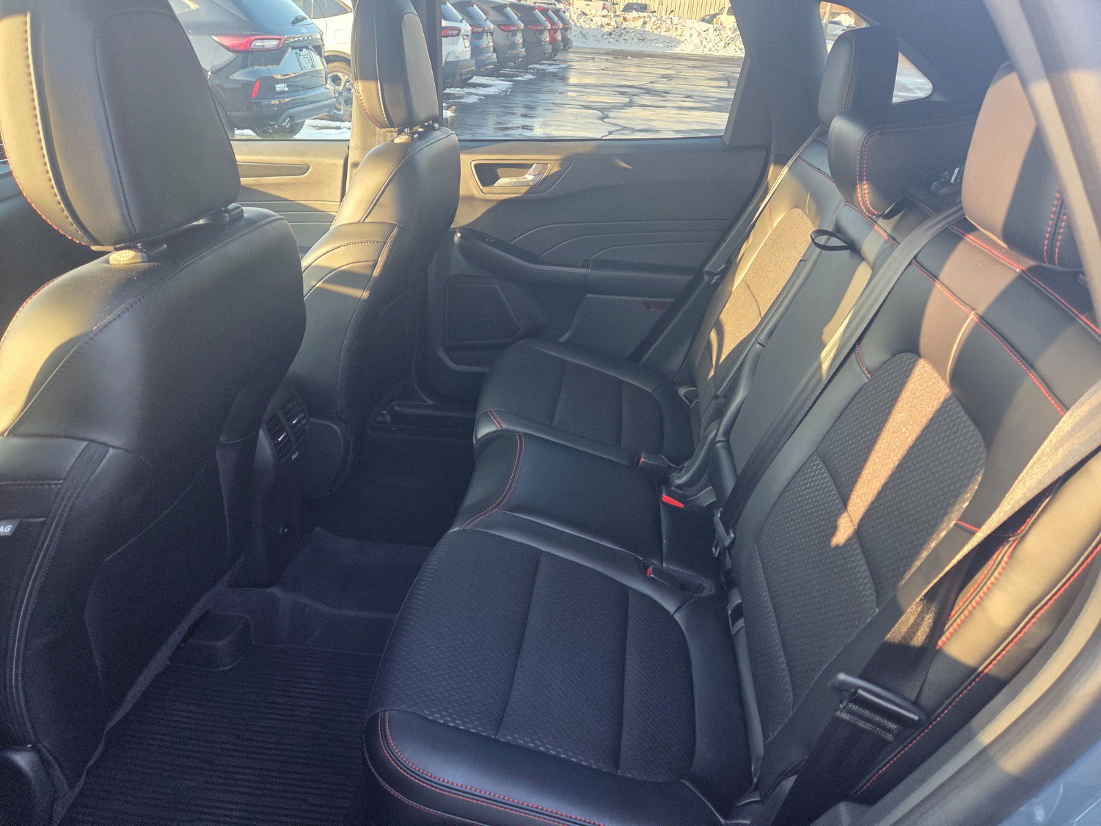 Used 2025 Ford Escape ST-Line w/ Equipment Group 301A image 10