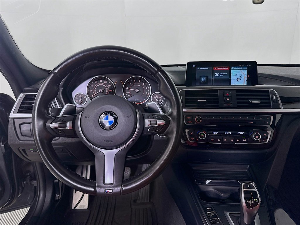Used 2018 BMW 340i xDrive Sedan w/ Premium Package image 18