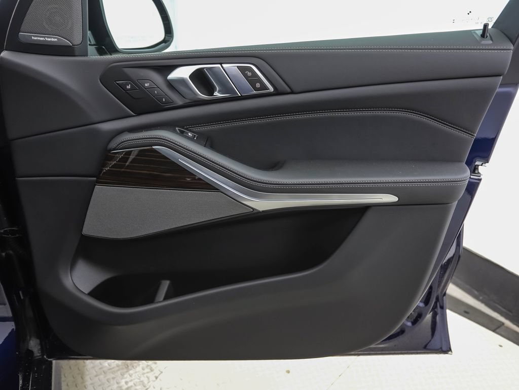 New 2026 BMW X5 M60i w/ Executive Package AWD/4WD image 29