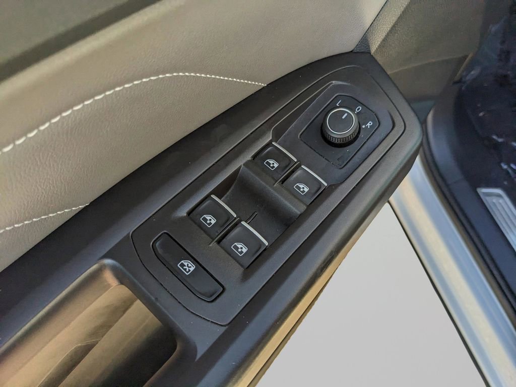 Certified 2022 Volkswagen Atlas SE FWD image 15