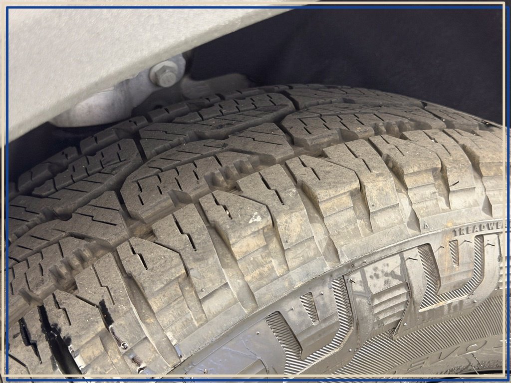 Used 2026 Ford Explorer Tremor AWD/4WD image 12