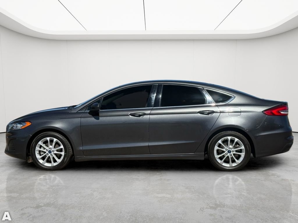 Used 2020 Ford Fusion SE FWD image 3