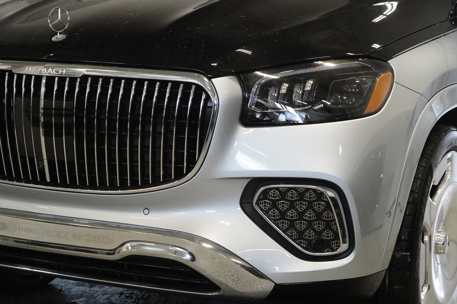 New 2026 Mercedes-Benz Maybach GLS 600 4MATIC image 8