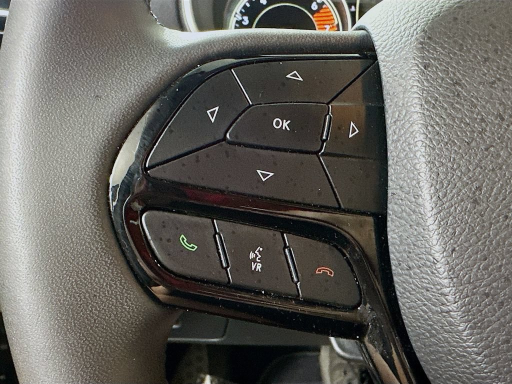 Used 2021 Jeep Cherokee Latitude Plus FWD image 24