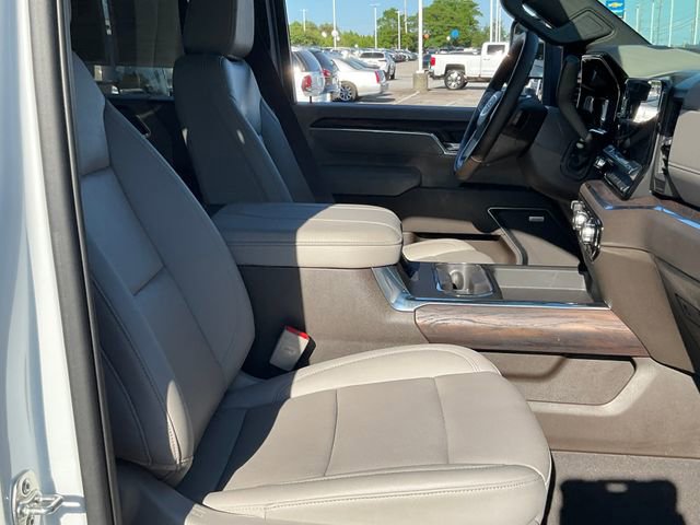 Used 2025 GMC Sierra 2500 SLT w/ SLT Premium Package AWD/4WD image 21