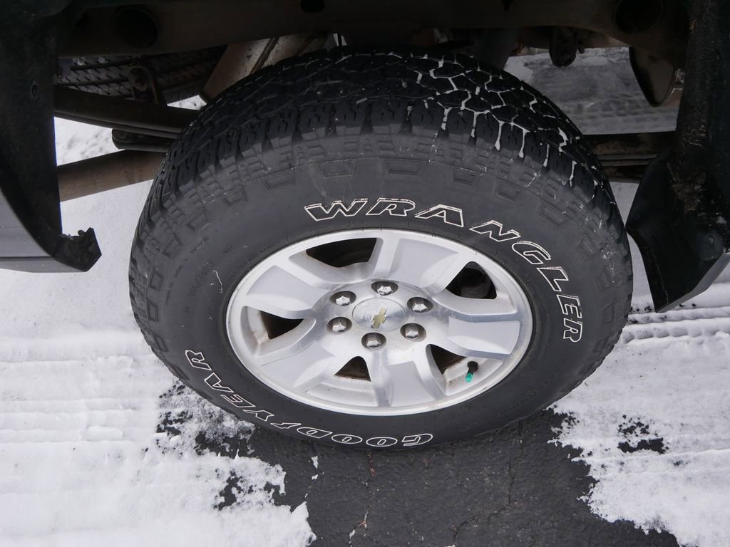 Used 2018 Chevrolet Silverado 1500 LT w/ All Star Edition image 5