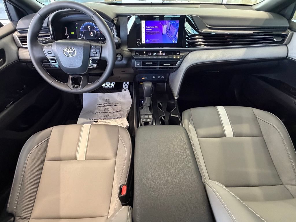 Certified 2026 Toyota Camry SE FWD image 32