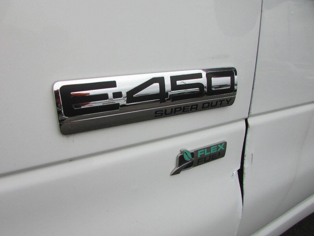 Used 2012 Ford E-450 and Econoline 450 Super Duty w/ PWR Locks & Windows Group RWD image 27
