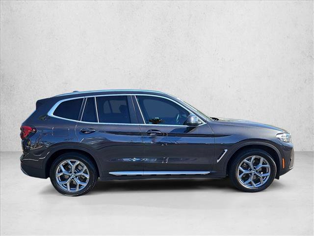 Used 2024 BMW X3 xDrive30i w/ Premium Package AWD/4WD image 4