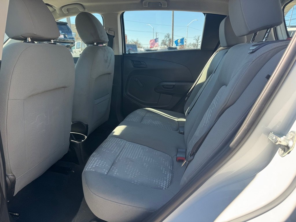 Used 2017 Chevrolet Sonic LT image 11