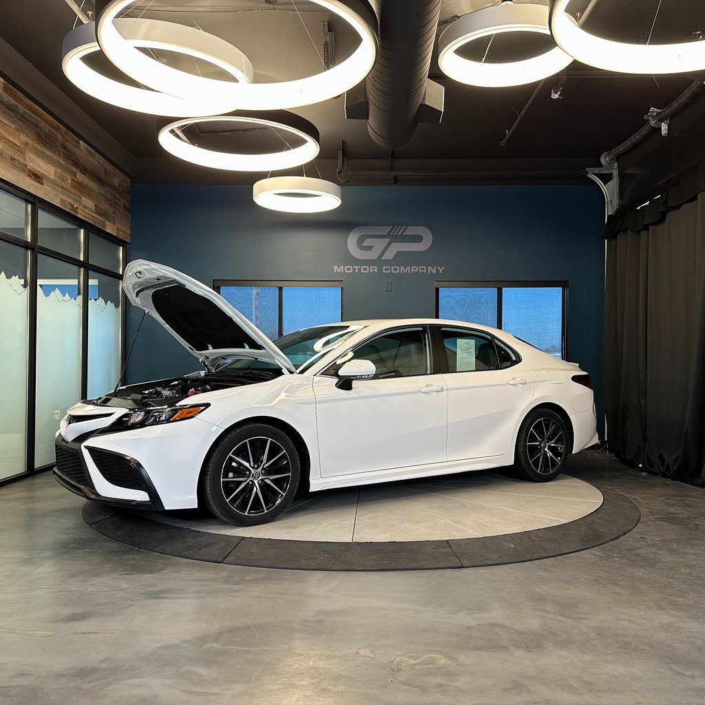 Used 2022 Toyota Camry SE image 24