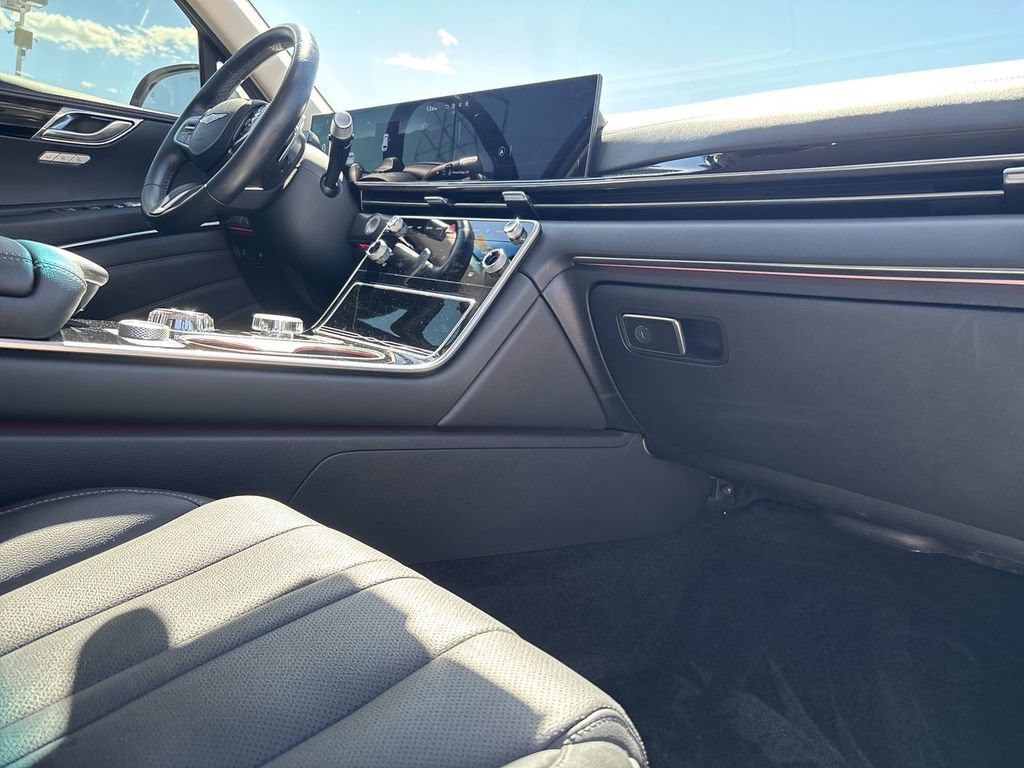 Used 2025 Genesis GV80 2.5T Standard AWD/4WD image 33