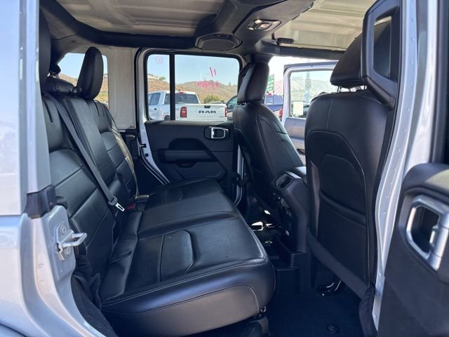 Used 2022 Jeep Wrangler Unlimited Sahara w/ Cold Weather Group image 21