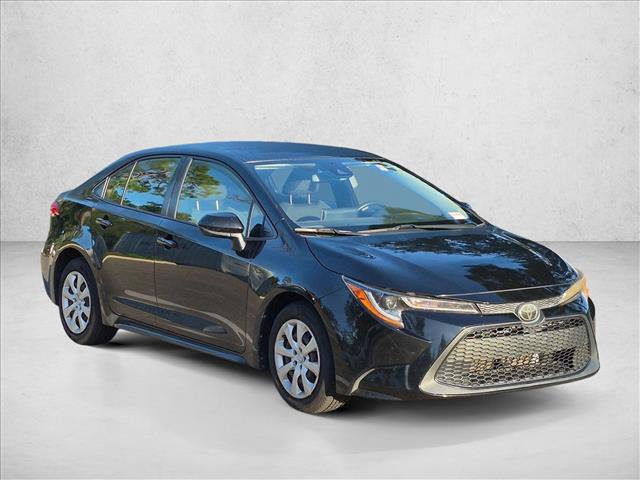 Used 2020 Toyota Corolla LE FWD image 2