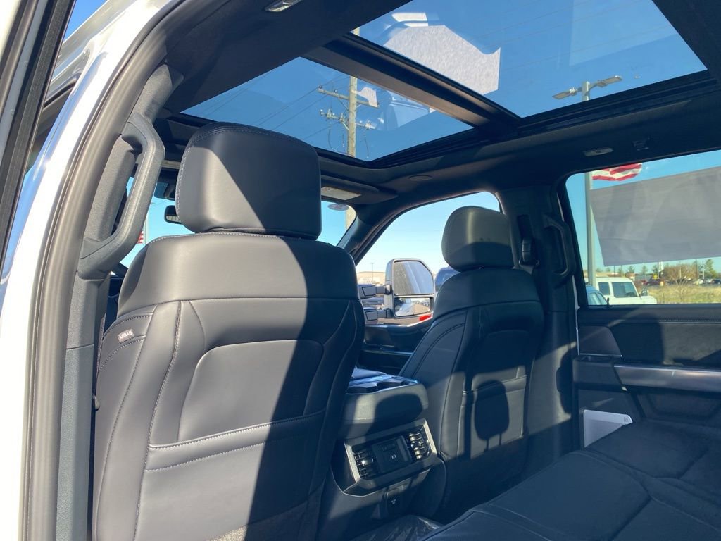 New 2026 Ford F350 Platinum w/ FX4 Off-Road Package image 24