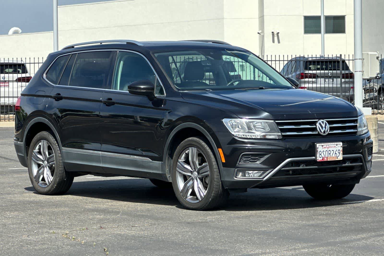 Used 2020 Volkswagen Tiguan SEL FWD image 5