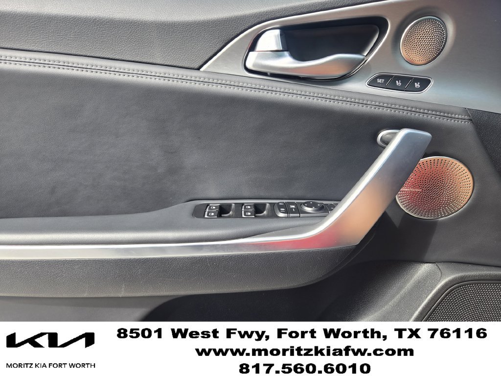 Used 2020 Kia Stinger GT1 AWD/4WD image 22