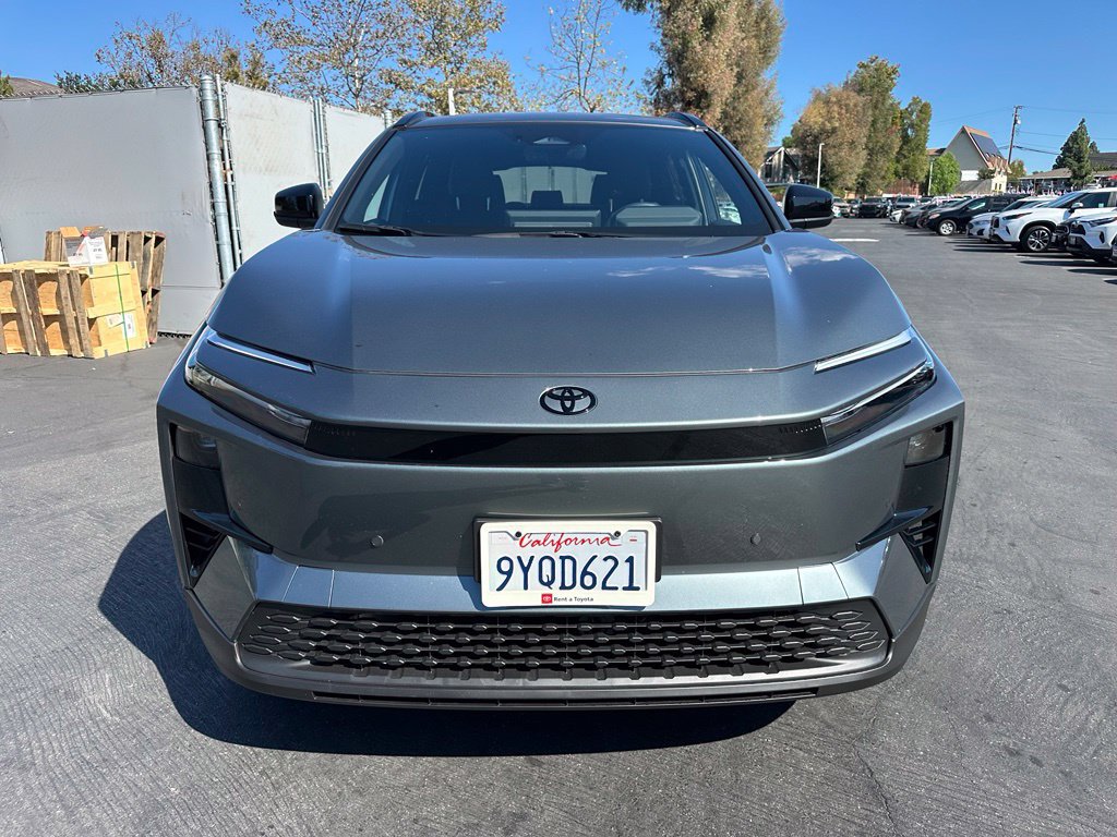 Used 2026 Toyota C-HR AWD/4WD image 6