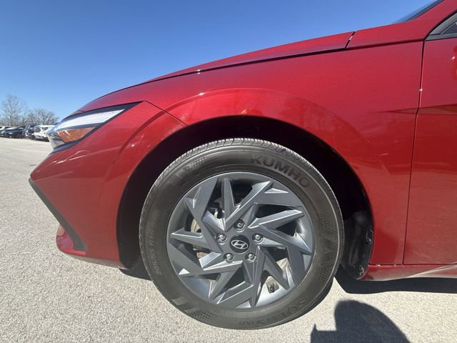 Certified 2024 Hyundai Elantra SEL image 10