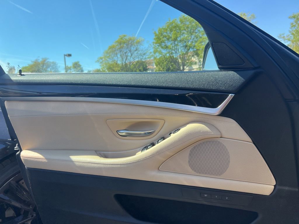 Used 2016 BMW 535i Sedan image 19