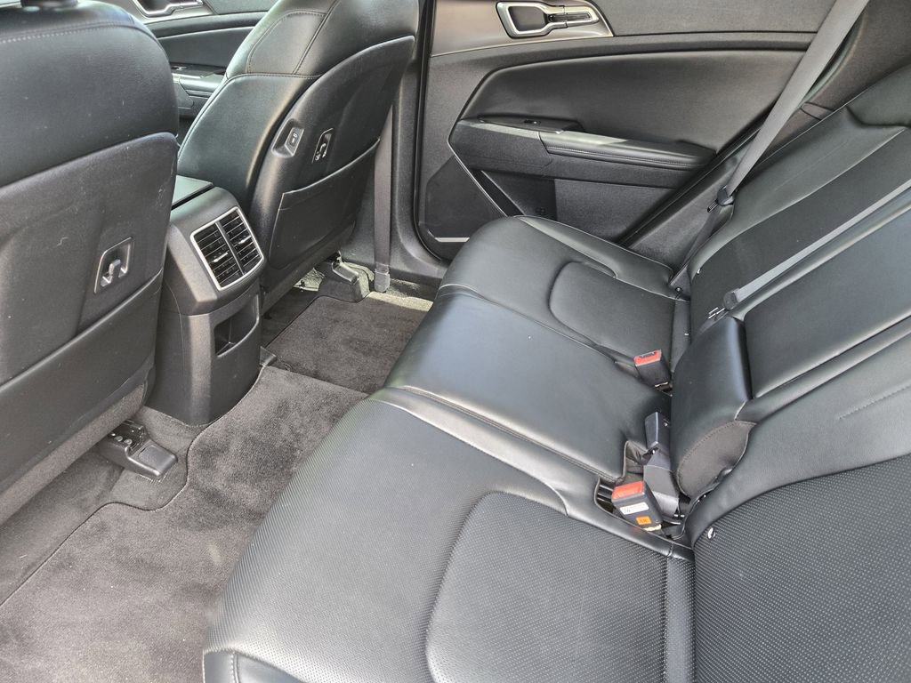 Certified 2023 Kia Sportage EX FWD image 29