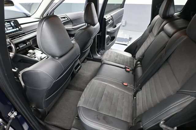 Used 2024 Mitsubishi Outlander SE AWD/4WD image 28