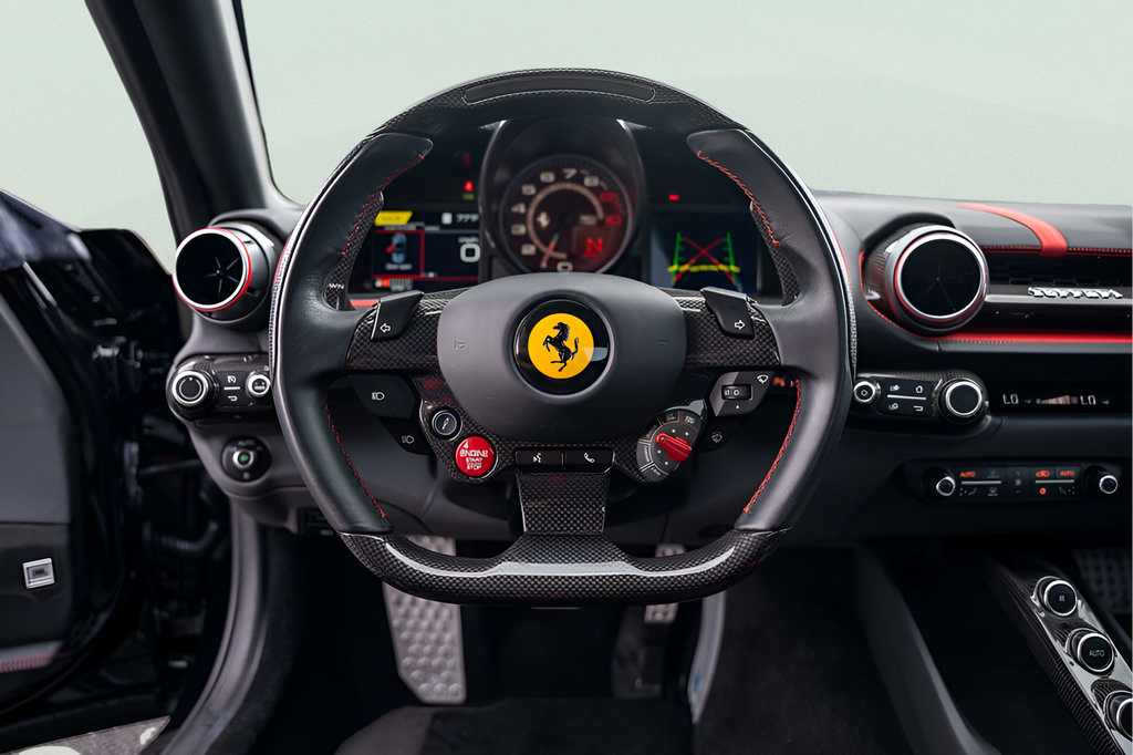 Used 2021 Ferrari 812 GTS RWD image 30