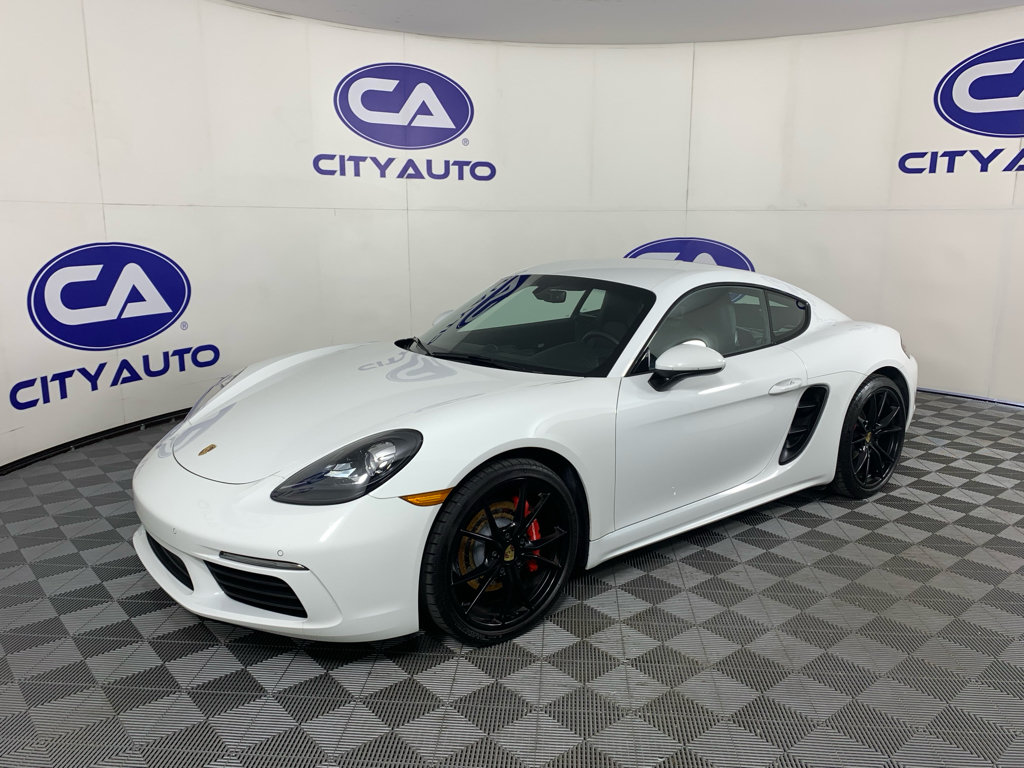 Used 2019 Porsche 718 Cayman S RWD image 7
