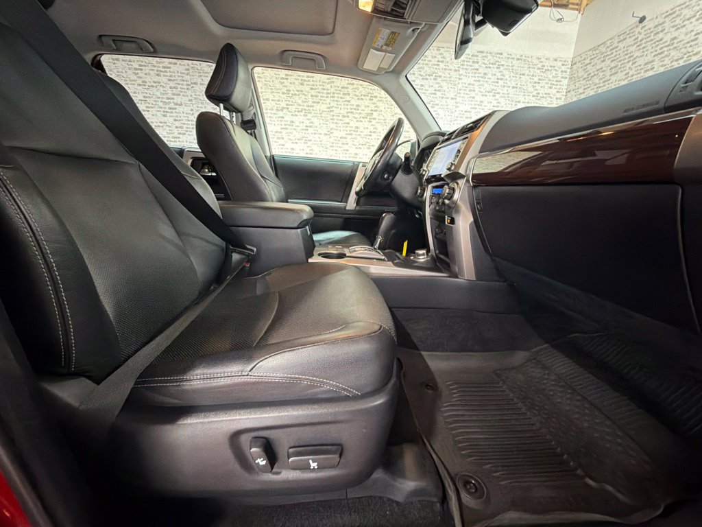 Used 2024 Toyota 4Runner Limited AWD/4WD image 12