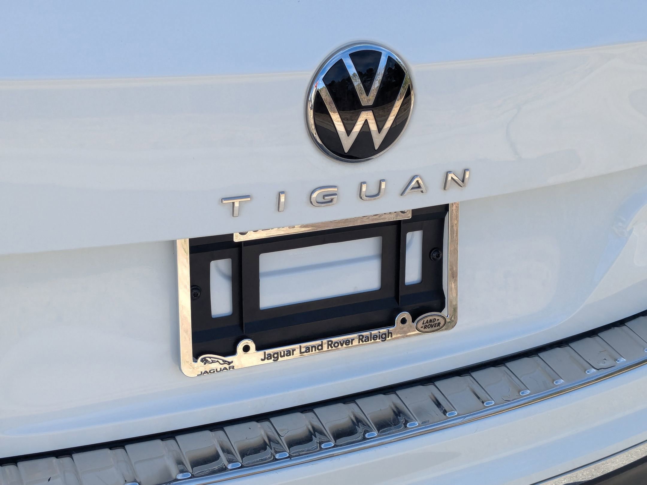 Used 2023 Volkswagen Tiguan S image 29