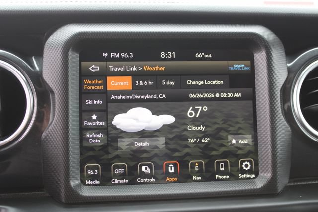 Used 2022 Jeep Wrangler Unlimited Sahara AWD/4WD image 25
