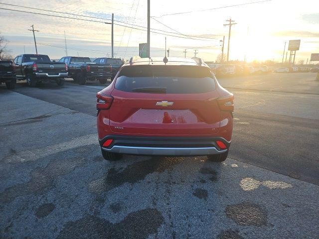 New 2026 Chevrolet Trax LT w/ Driver Confidence Package image 7