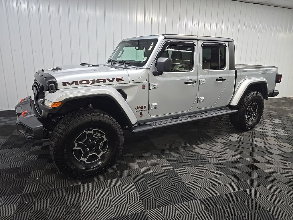 Used 2022 Jeep Gladiator Mojave w/ Cold Weather Group AWD/4WD image 6