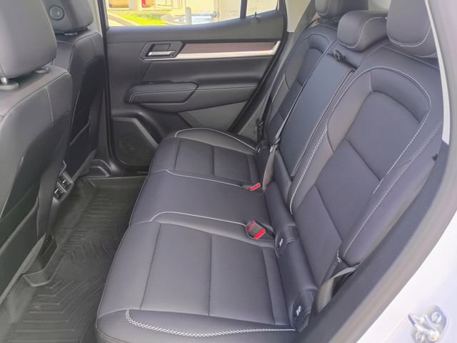 Used 2026 GMC Terrain Denali AWD/4WD image 9
