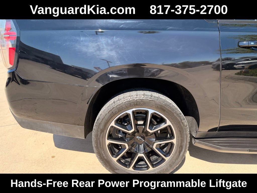 Used 2021 Chevrolet Suburban RST w/ Luxury Package image 10